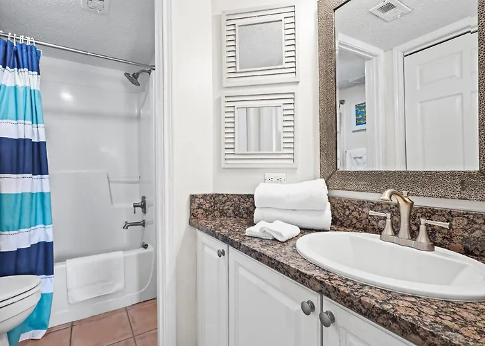 Surf Side Shores 2202 Holiday home